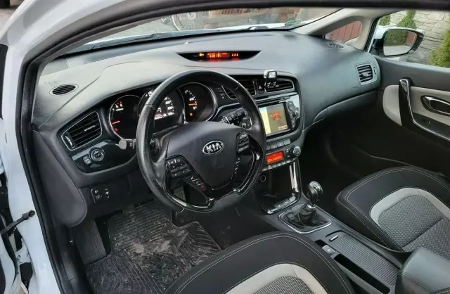 KIA Cee 