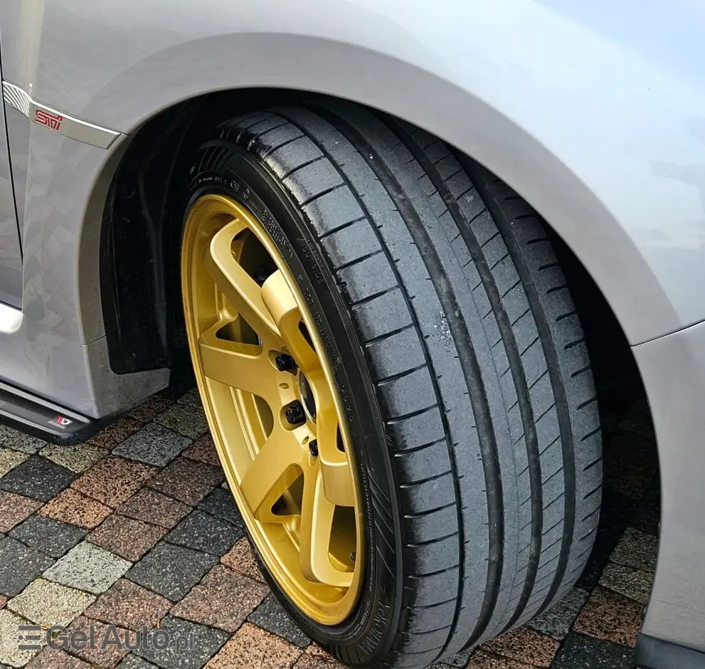 SUBARU Impreza 2.5 WRX STI TOP