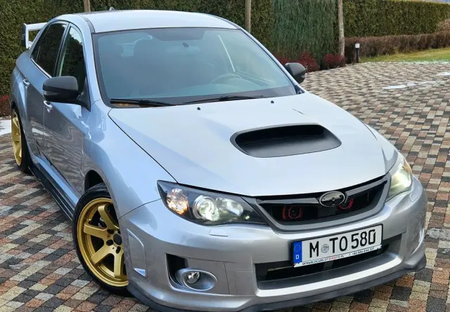 SUBARU Impreza 2.5 WRX STI TOP