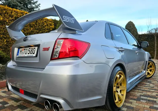SUBARU Impreza 2.5 WRX STI TOP