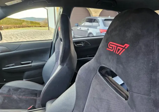 SUBARU Impreza 2.5 WRX STI TOP