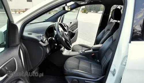 MERCEDES-BENZ Klasa B 