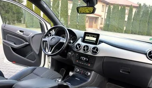 MERCEDES-BENZ Klasa B 