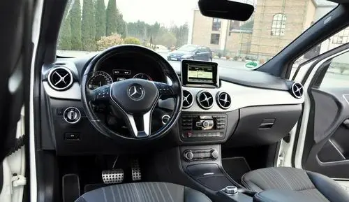 MERCEDES-BENZ Klasa B 