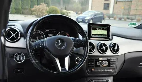 MERCEDES-BENZ Klasa B 