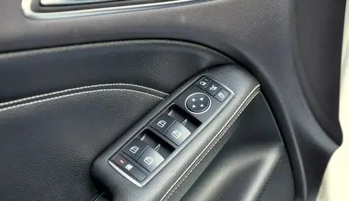 MERCEDES-BENZ Klasa B 