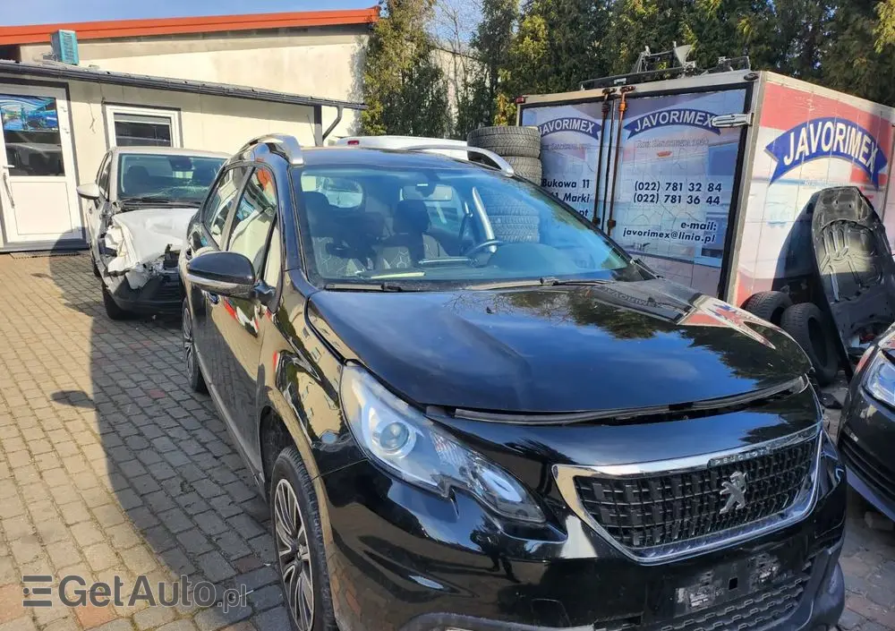 PEUGEOT 2008 PureTech 82 Allure