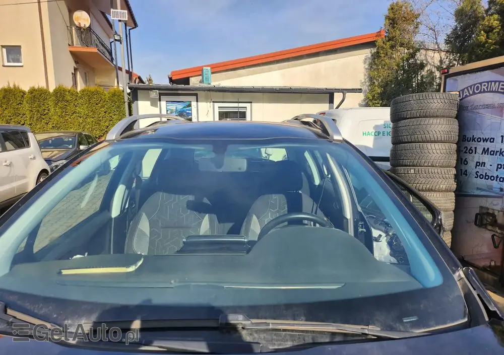 PEUGEOT 2008 PureTech 82 Allure