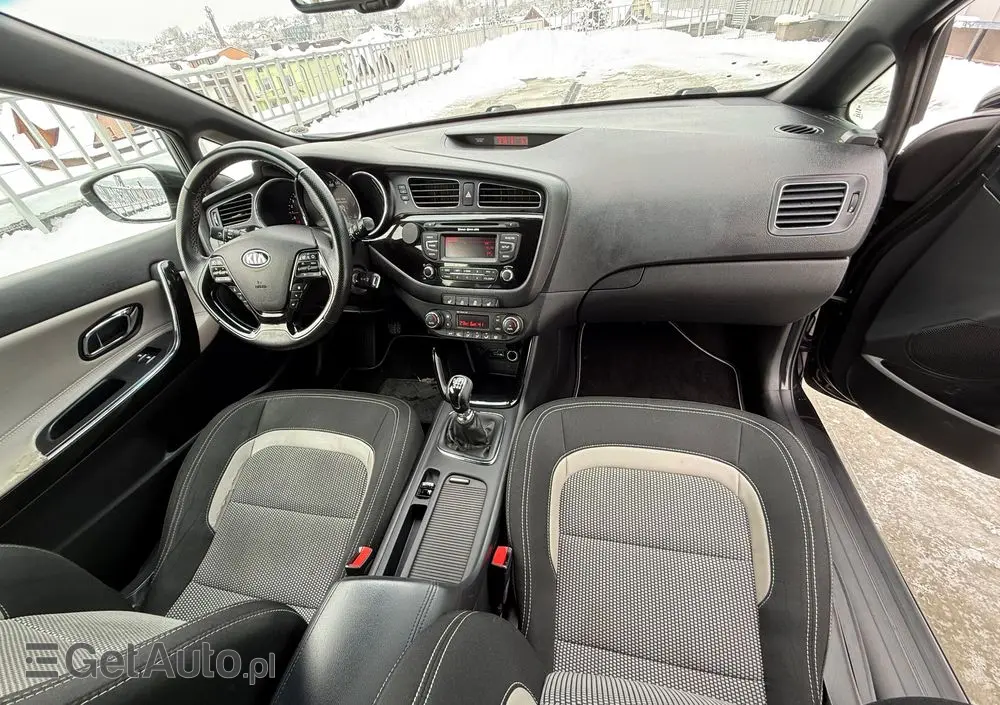 KIA Ceed 1.6 CRDi 128 ISG Vision