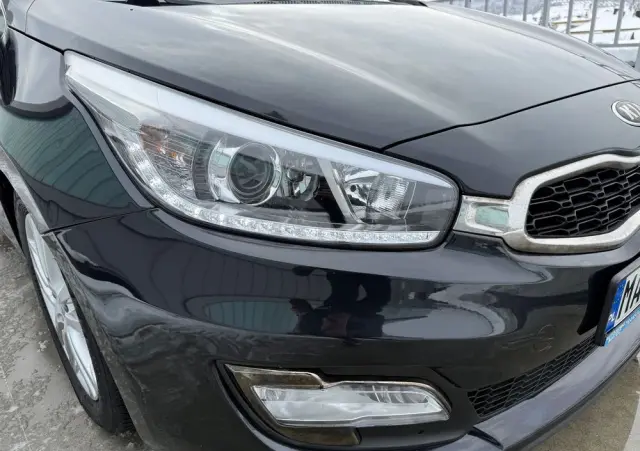 KIA Ceed 1.6 CRDi 128 ISG Vision