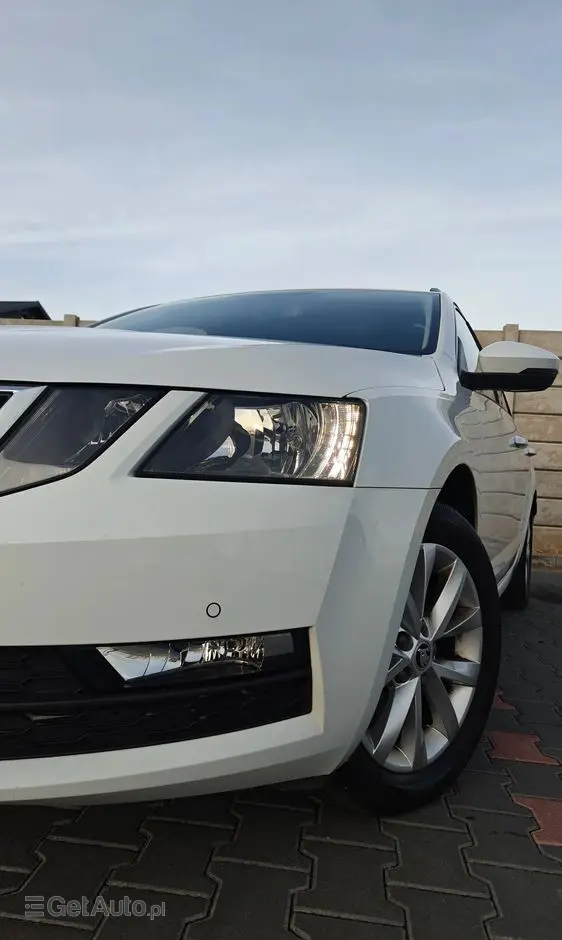 SKODA Octavia 1.4 TSI Green tec Elegance