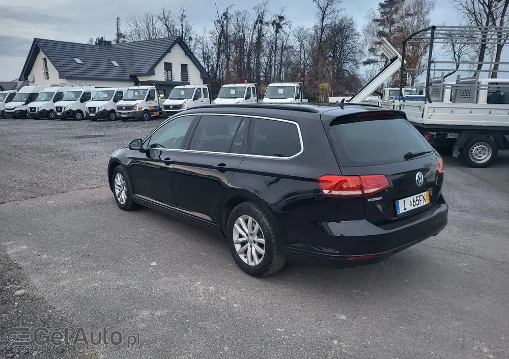VOLKSWAGEN Passat Variant 2.0 TDI SCR Comfortline