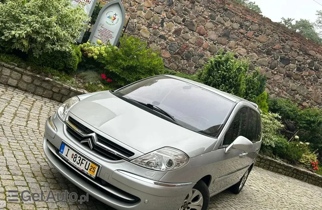 CITROEN C8 