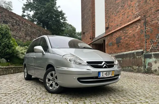 CITROEN C8 