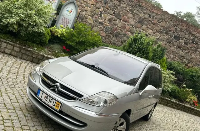 CITROEN C8 