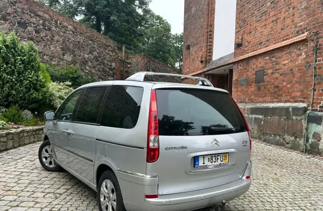 CITROEN C8 
