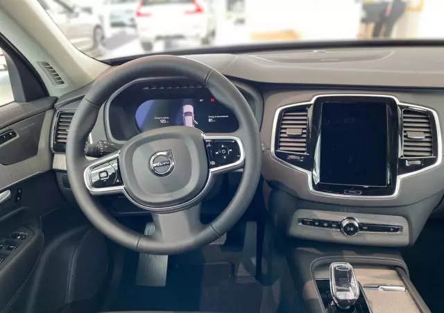 VOLVO XC 90 T8 AWD Plug-In Hybrid Plus Bright 7os