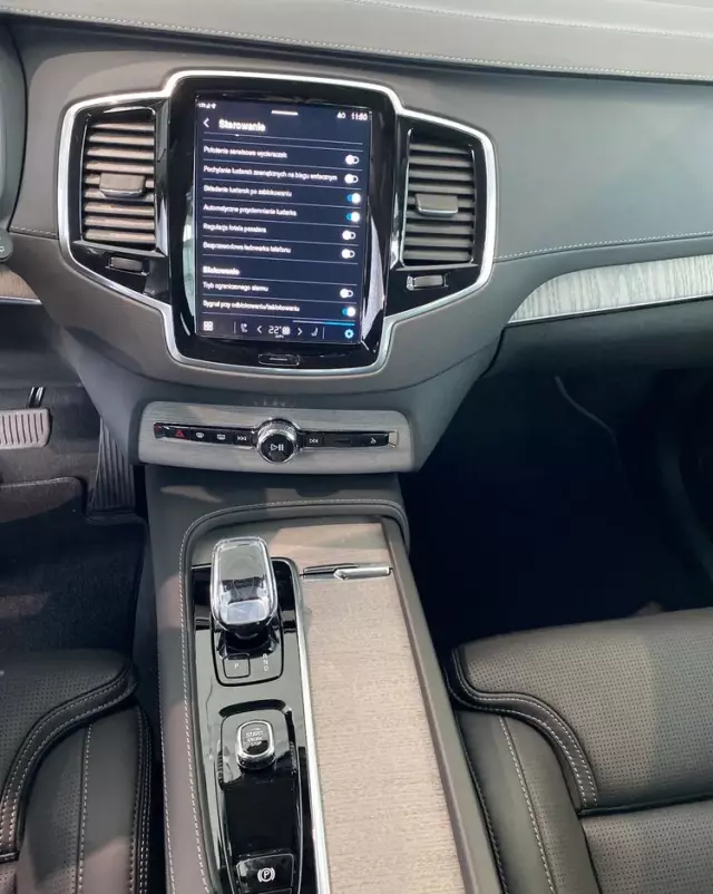 VOLVO XC 90 T8 AWD Plug-In Hybrid Plus Bright 7os