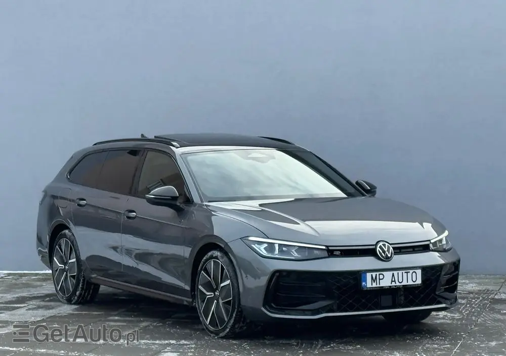 VOLKSWAGEN Passat Variant 2.0 TSI 4Mot R-Line DSG