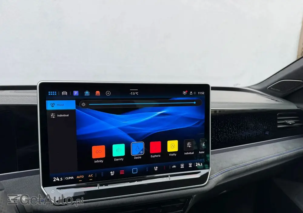 VOLKSWAGEN Passat Variant 2.0 TSI 4Mot R-Line DSG