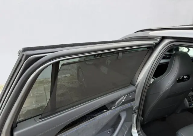 VOLKSWAGEN Passat Variant 2.0 TSI 4Mot R-Line DSG