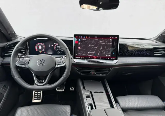 VOLKSWAGEN Passat Variant 2.0 TSI 4Mot R-Line DSG