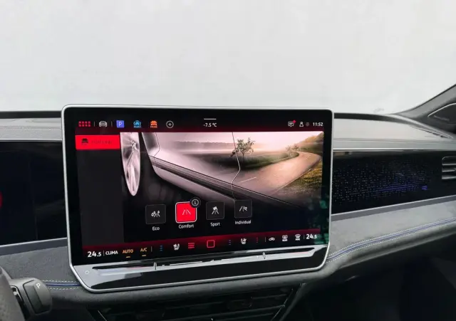 VOLKSWAGEN Passat Variant 2.0 TSI 4Mot R-Line DSG