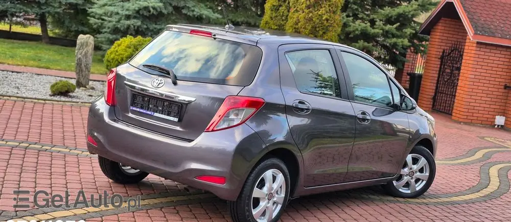 TOYOTA Yaris 1.33 Life