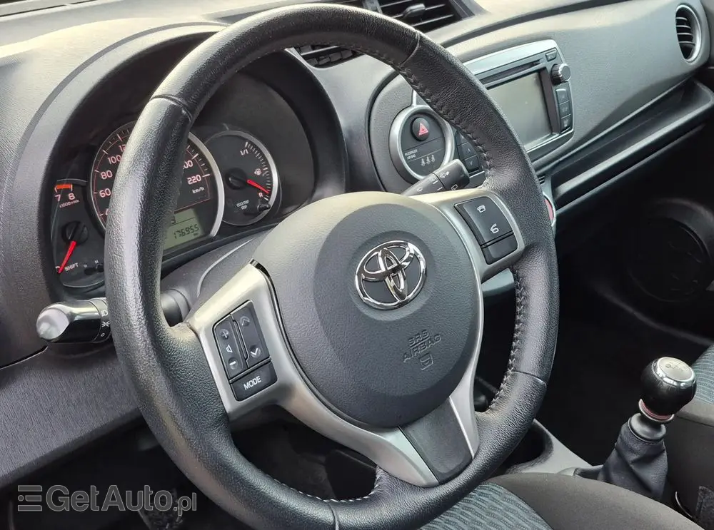 TOYOTA Yaris 1.33 Life