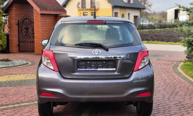 TOYOTA Yaris 1.33 Life
