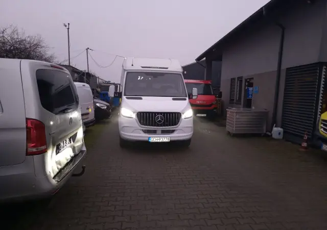 MERCEDES-BENZ SPRINTER 316 LAMAX LAWETA 7G TRONIC 