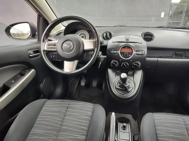 MAZDA 2 Impuls
