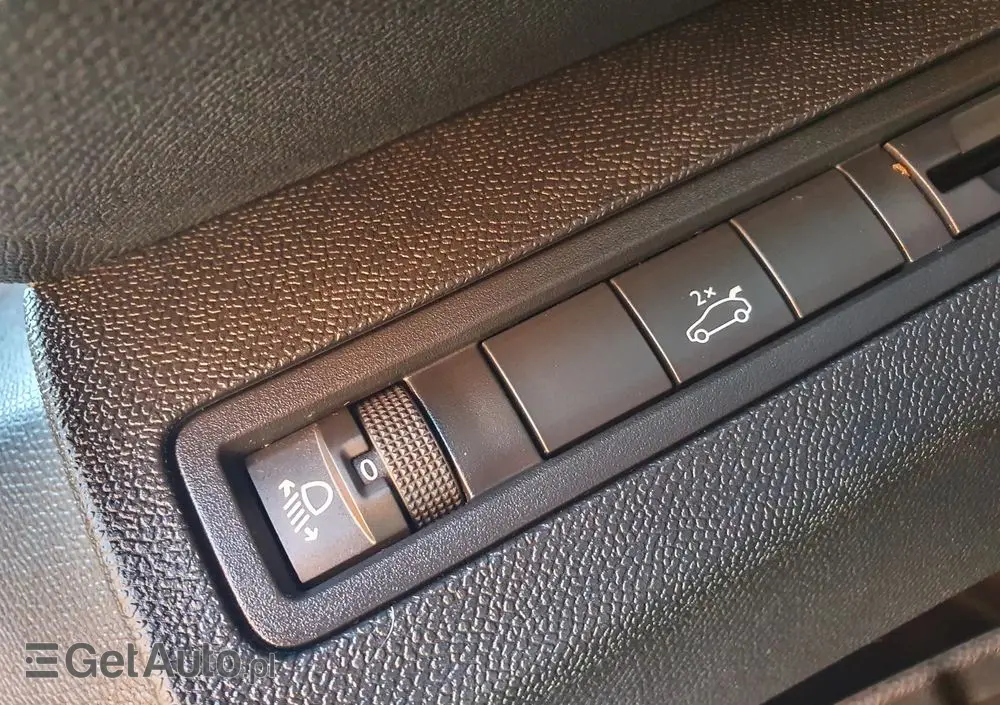 PEUGEOT 3008 1.2 PureTech GPF Crossway S&S EAT8