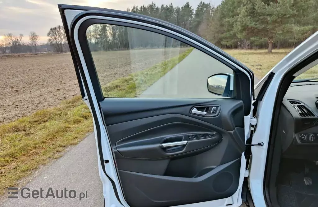 FORD Kuga 2.0 TDCi (140 KM) 4x4