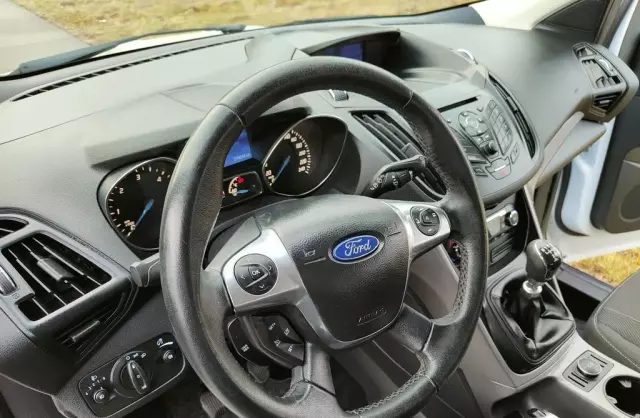 FORD Kuga 2.0 TDCi (140 KM) 4x4