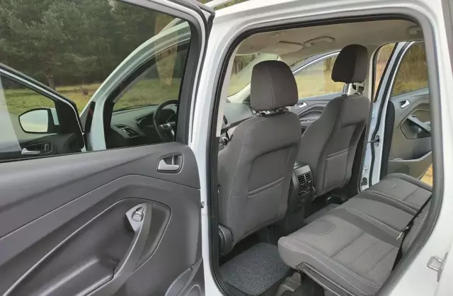 FORD Kuga 2.0 TDCi (140 KM) 4x4