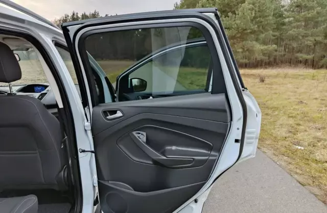 FORD Kuga 2.0 TDCi (140 KM) 4x4