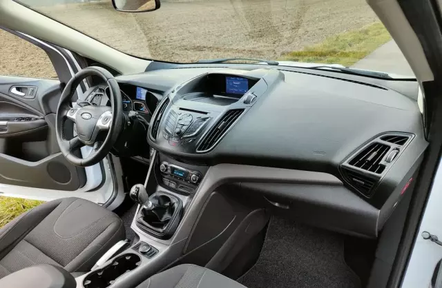 FORD Kuga 2.0 TDCi (140 KM) 4x4