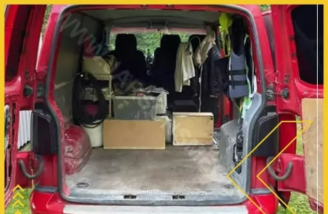 VOLKSWAGEN TRANSPORTER 