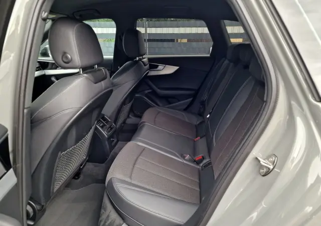 AUDI A4 Avant 35 TFSI S tronic S line