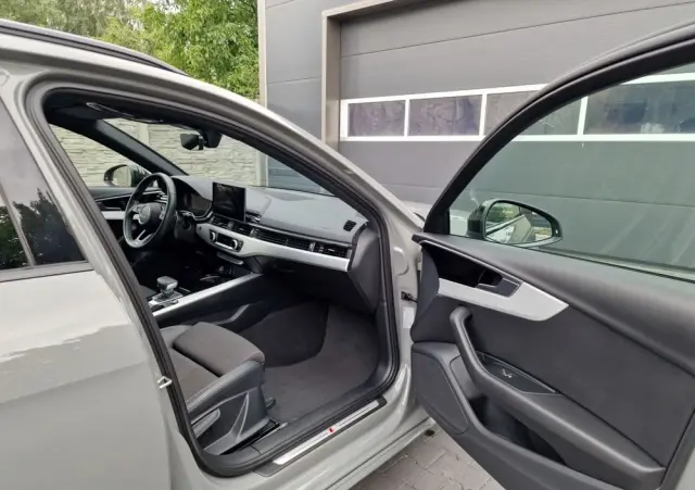 AUDI A4 Avant 35 TFSI S tronic S line