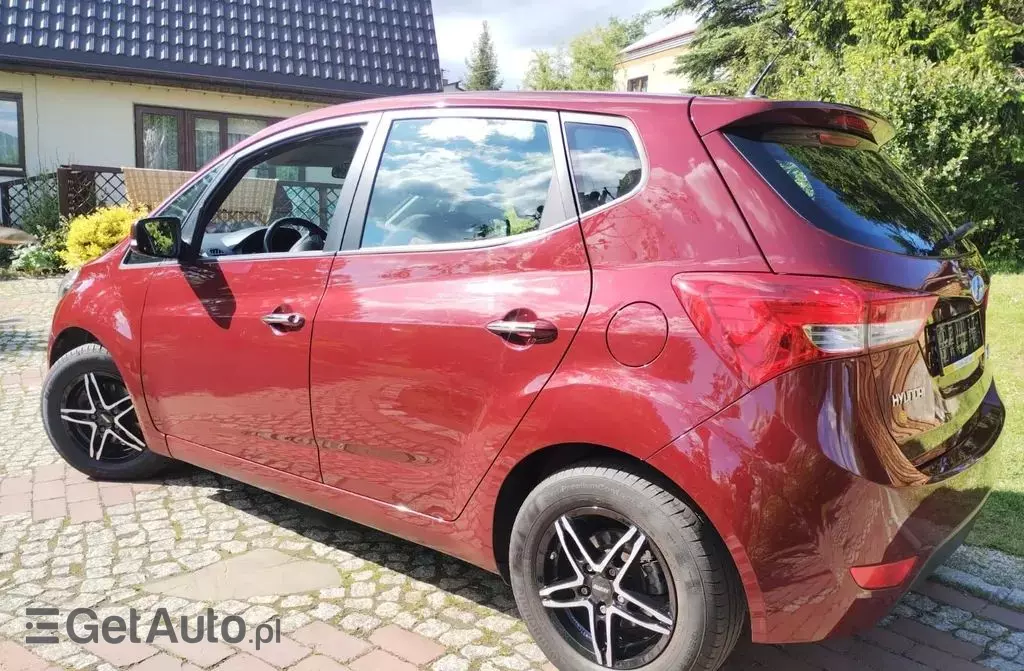 HYUNDAI Ix20 