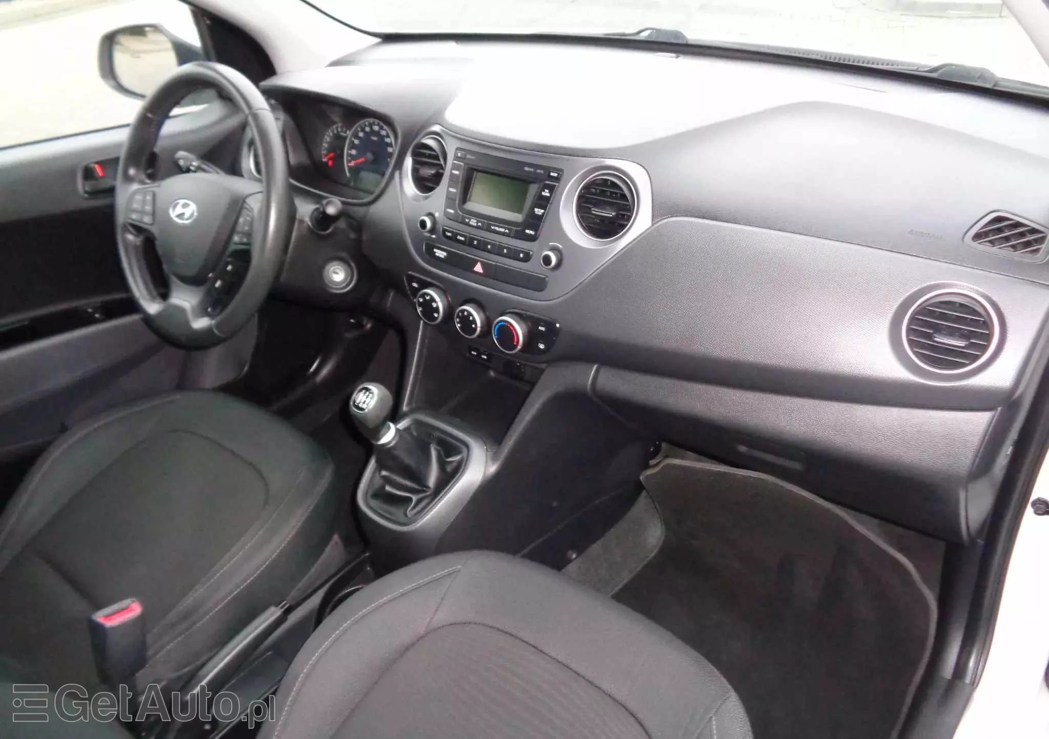 HYUNDAI I10 1.0 Premium