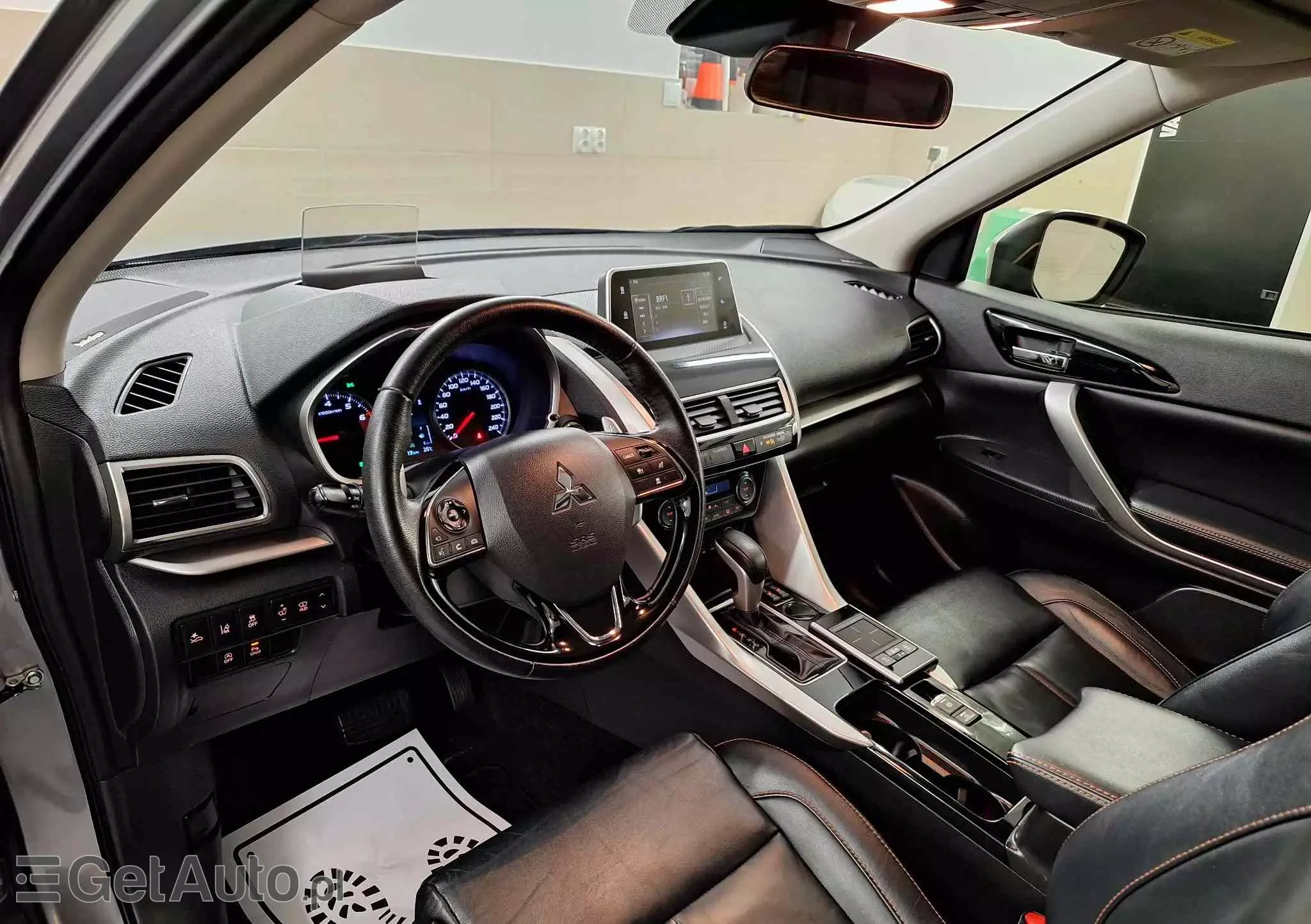 MITSUBISHI Eclipse Cross 1.5 T-MIVEC ClearTec CVT 2WD Diamant Edition Plus