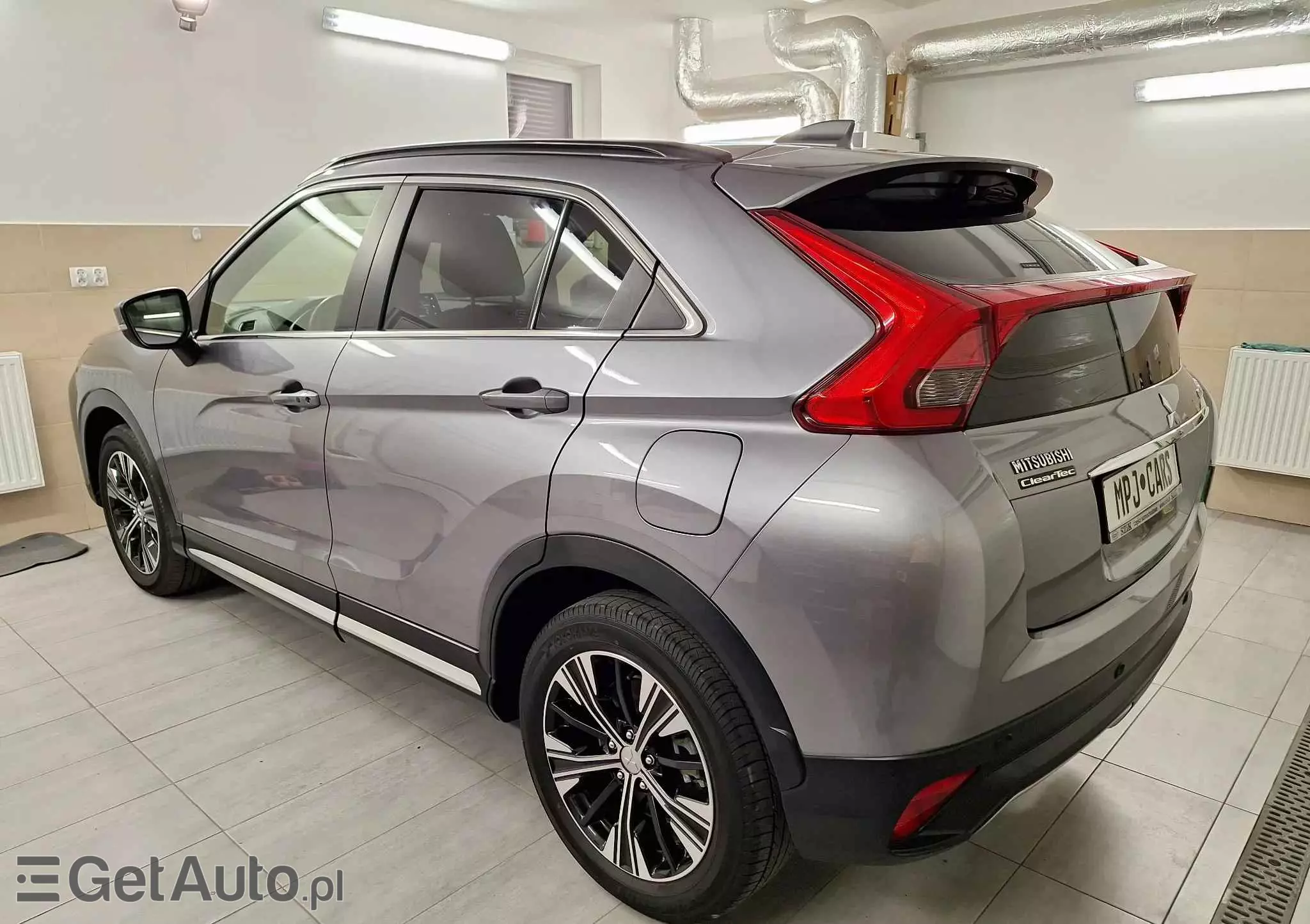 MITSUBISHI Eclipse Cross 1.5 T-MIVEC ClearTec CVT 2WD Diamant Edition Plus