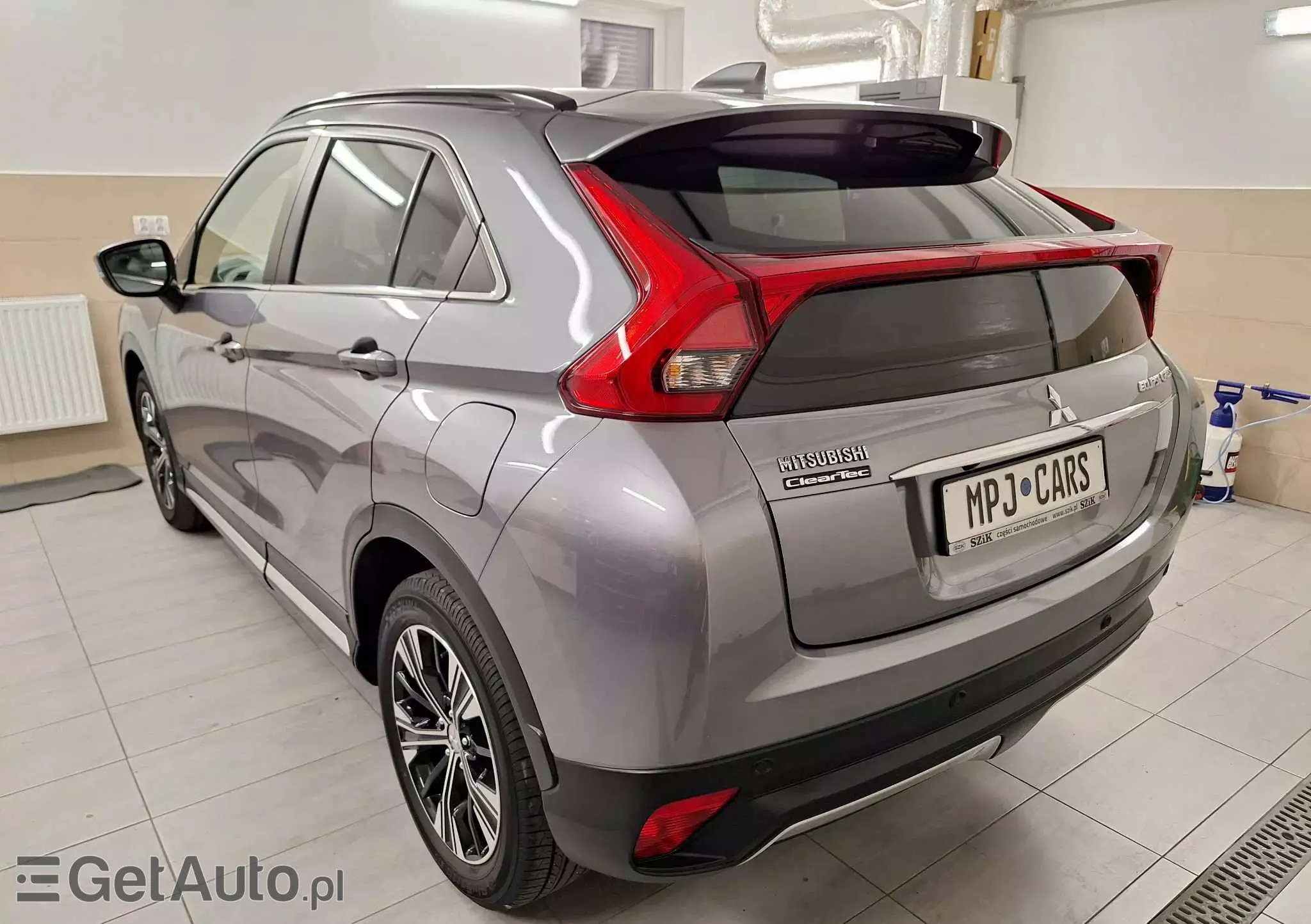 MITSUBISHI Eclipse Cross 1.5 T-MIVEC ClearTec CVT 2WD Diamant Edition Plus