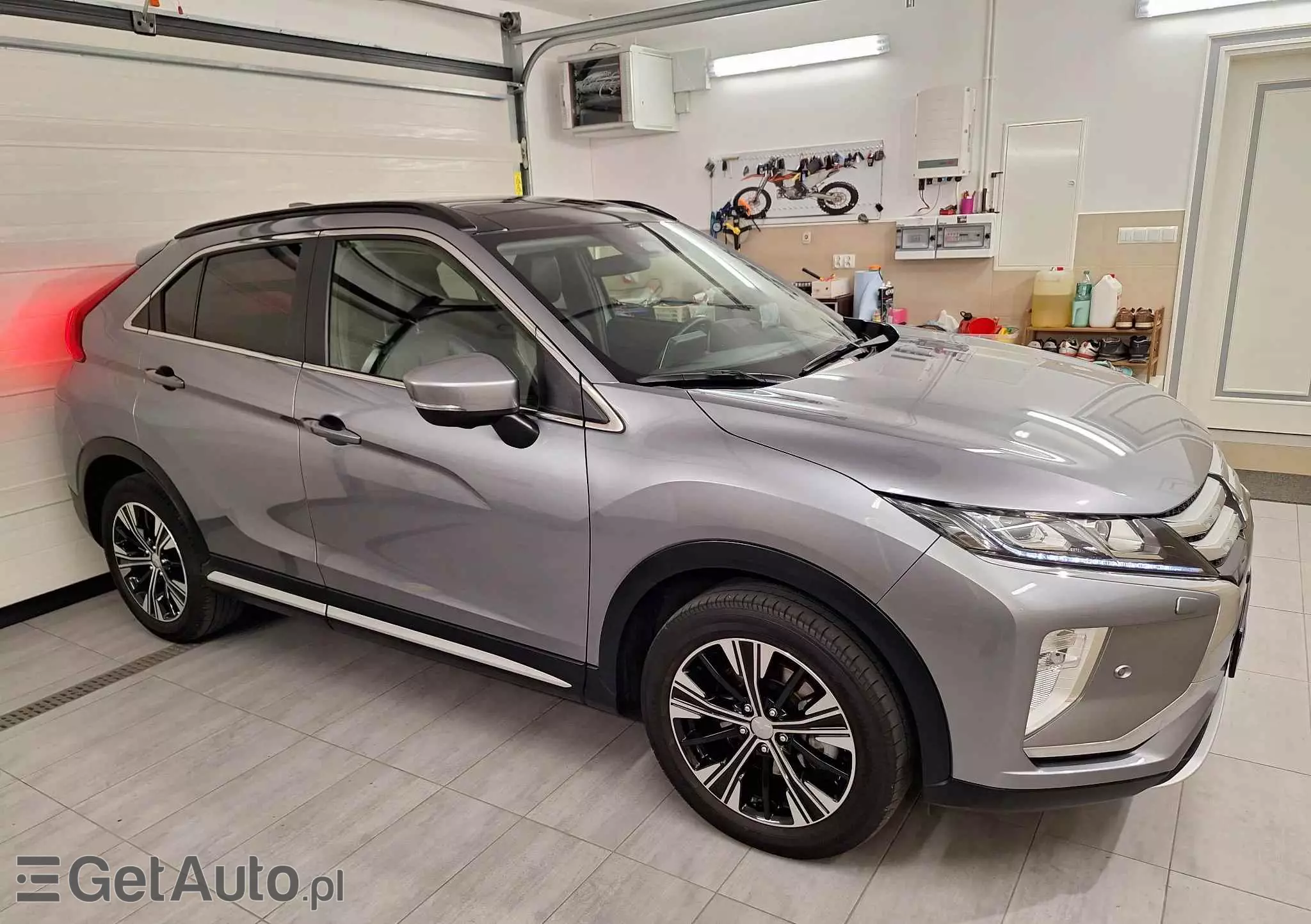 MITSUBISHI Eclipse Cross 1.5 T-MIVEC ClearTec CVT 2WD Diamant Edition Plus