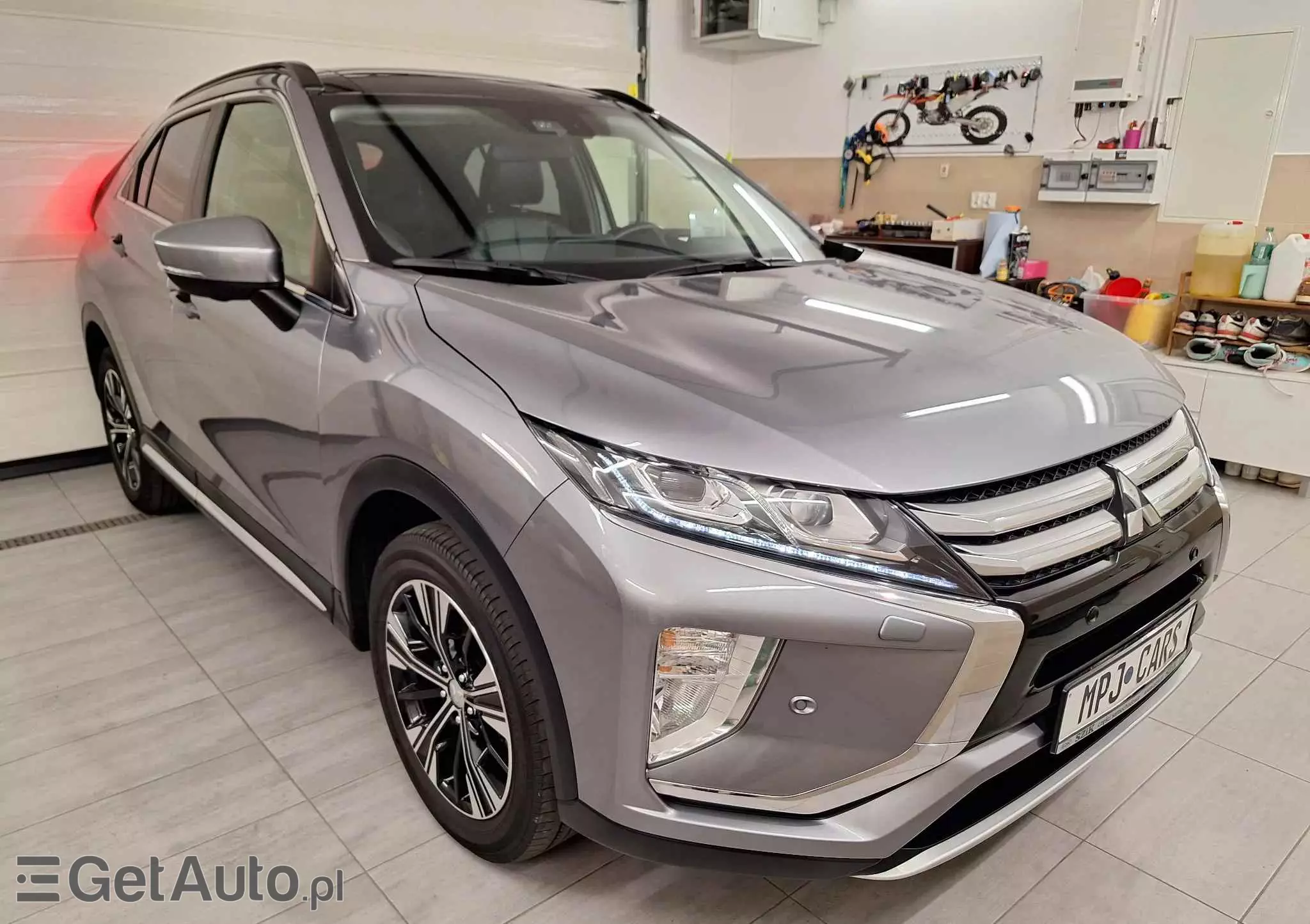 MITSUBISHI Eclipse Cross 1.5 T-MIVEC ClearTec CVT 2WD Diamant Edition Plus