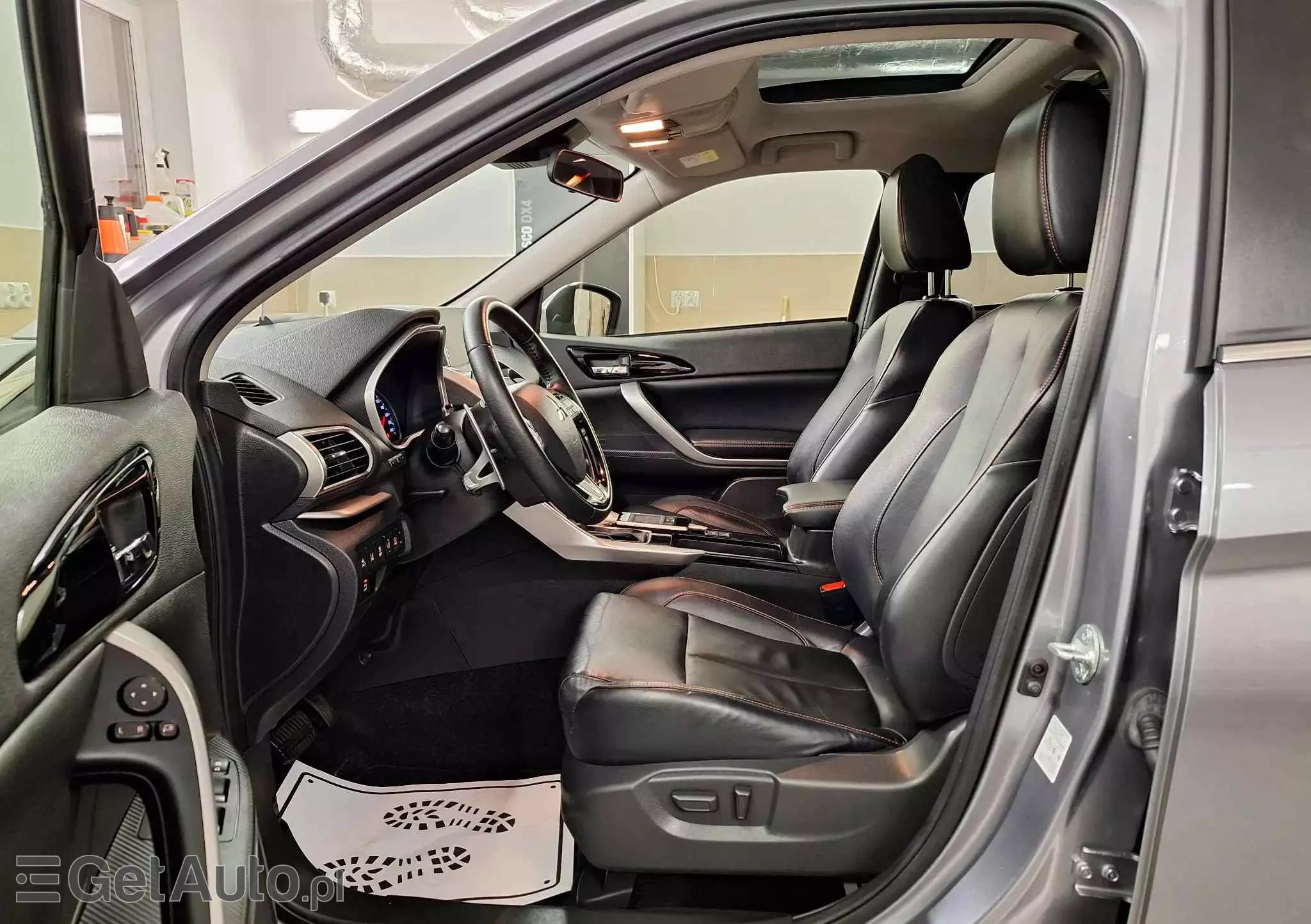 MITSUBISHI Eclipse Cross 1.5 T-MIVEC ClearTec CVT 2WD Diamant Edition Plus