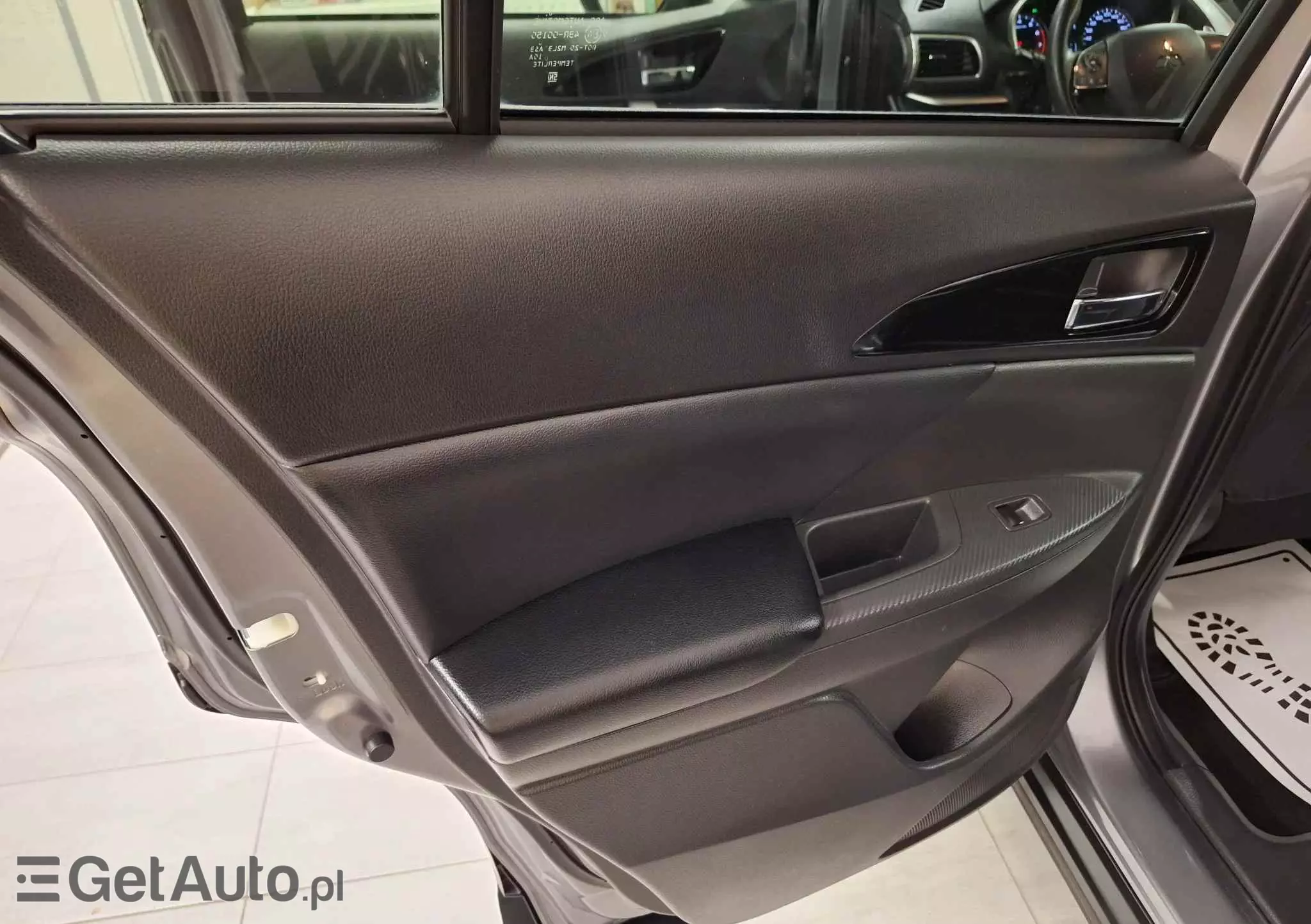 MITSUBISHI Eclipse Cross 1.5 T-MIVEC ClearTec CVT 2WD Diamant Edition Plus